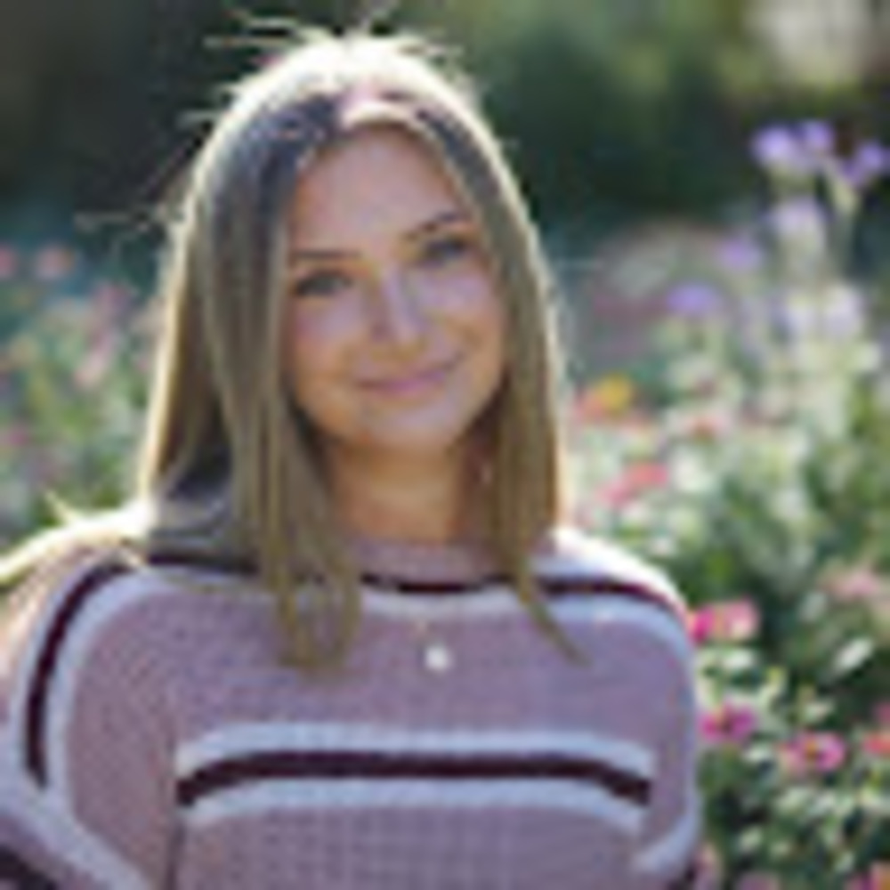 Meet your Posher, Natalie